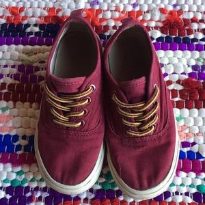 Old Navy slip ons sz 11